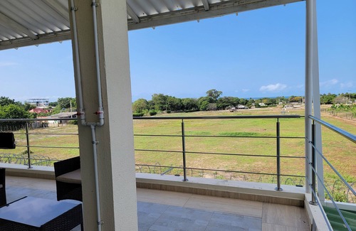 Gaira Apartment | Beautiful, Ocean and mountain view, peaceful place to enjoy a fun vacation