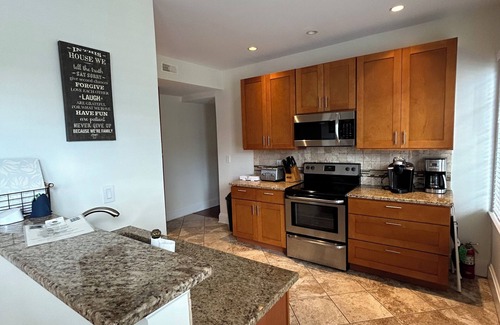 North End Condo | Beautiful Ocean Ave condo, just a block from the beach and boardwalk!