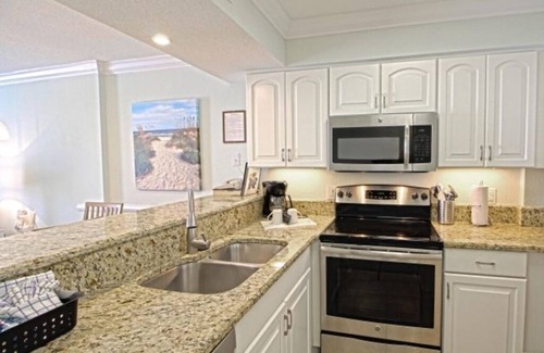 The Dunes Condo | Beautiful Ocean Front 2 bed, 2 bath condo with full kitchen and in-unit laundry