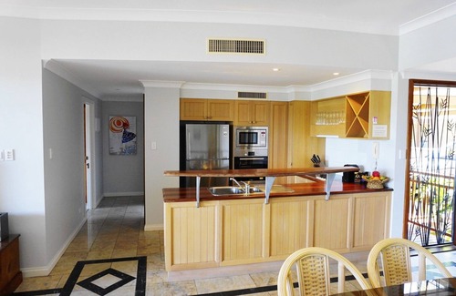 Port Douglas Apartment | Beautiful Ocean Views in the Heart of Port Douglas | 2 Bedroom Luxury Villa