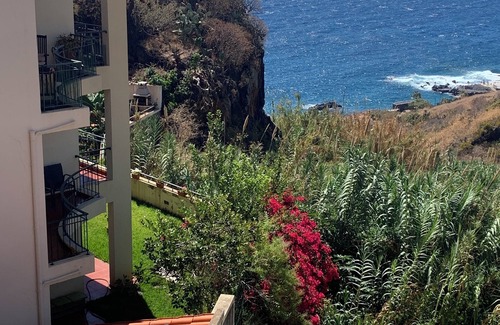 Canico Apartment | Beautiful Ocean View Condo close to beach