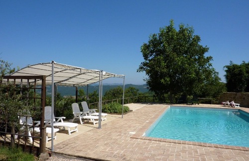 Spedalicchio Apartment | Beautiful old stone farmhouse with pool in Umbrian hills