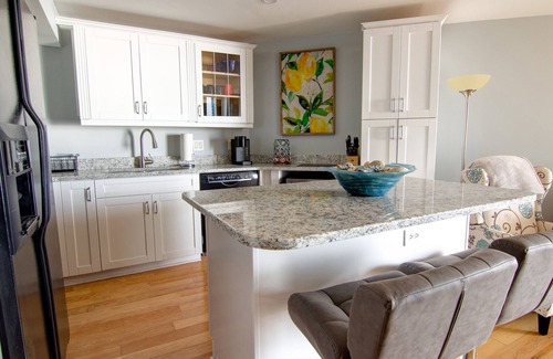 Myrtle Beach Hotel | Beautiful One Bedroom Suite + Official On-Site Rental Privileges