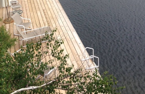 Seguin Cottage | Beautiful open concept Lake Joseph cottage with an amazing southern view!