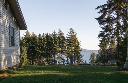 Mid-Coast and Islands House | Beautiful Orr's Island Home with Rooftop Deck and Stunning Ocean Views