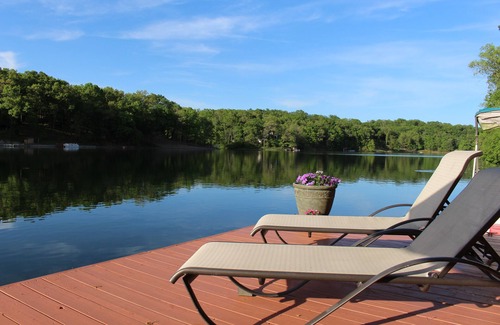 Bella Vista House | Beautiful Ozark Mountain Lakehouse