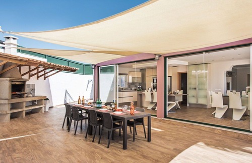 Tunes Villa | Beautiful private villa for 12 people with private pool, WIFI, A/C, TV, patio and panoramic view