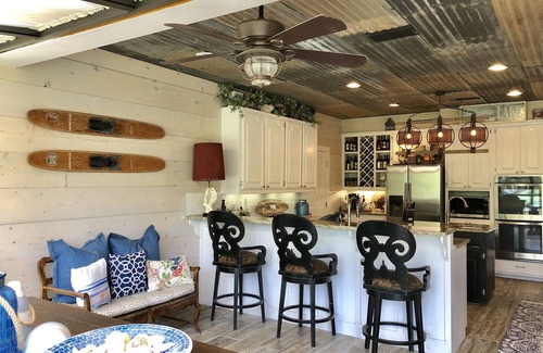 Graford House | Beautiful Peninsula Lake Front Resort Home, Tucked Away in a Beautiful Cove ,