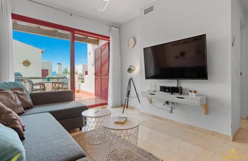 Bahia de Casares Apartment | Beautiful penthouse in Casares with rooftop terrace and seaview