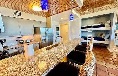 Port Aransas Condo | Beautiful Port Aransas/Corpus Christi beachfront resort