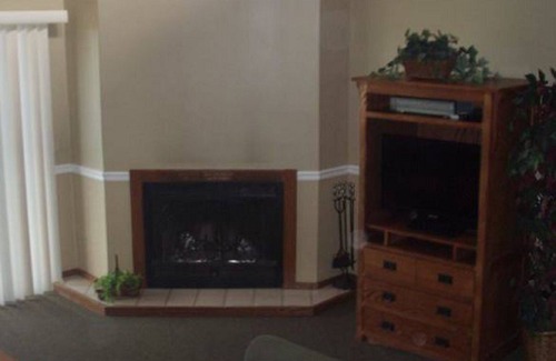 Powder Ridge Village Condo | Beautiful Powder Ridge Resort (Ski In /Ski Out) Best Value In Utah!