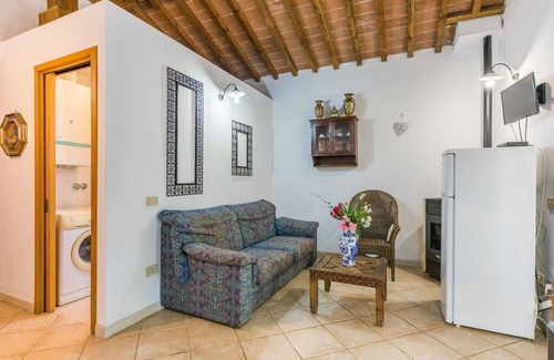 Casale Marittimo House | Beautiful private villa for 4 guests with private pool, TV, patio and pets allowed
