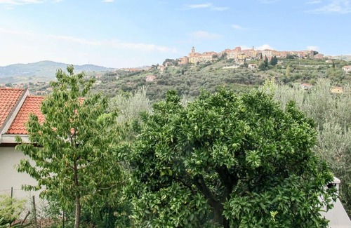 Lavina House | Beautiful private villa for 4 people with WIFI, A/C, TV, terrace, pets allowed and parking