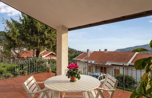 Lavina House | Beautiful private villa for 4 people with WIFI, A/C, TV, terrace, pets allowed and parking