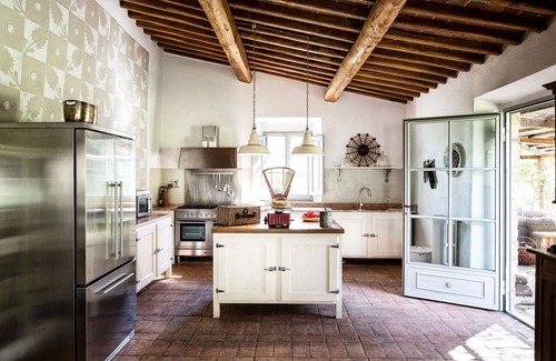 Greve in Chianti Villa | Beautiful private villa for 22 guests with A/C, WIFI, private pool, TV, veranda and panoramic view