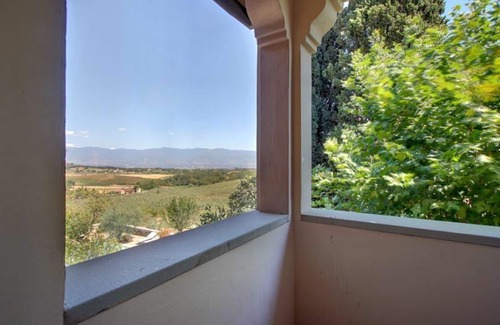 Ponte Agli Stolli Villa | Beautiful private villa with WIFI, private pool, hot tub, TV, balcony, close to Greve In Chianti