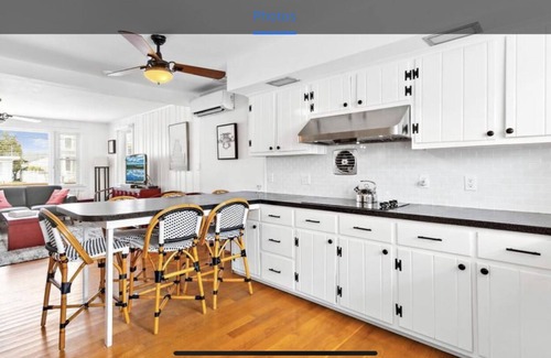 Surf City House | Beautiful, Pristine Surf City 4 Bedroom/2.5 Bath/2 Outdoor Shower Duplex