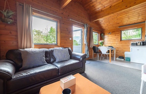 Brazzacott House | Beautiful private villa with WIFI, hot tub, TV, terrace, pets allowed and panoramic view