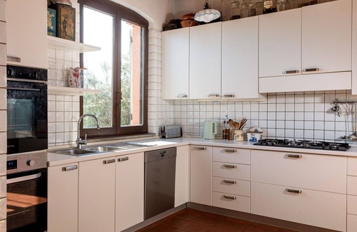 Massa Marittima Villa | Beautiful private villa with private pool, A/C, WIFI, TV, patio, pets allowed and panoramic view