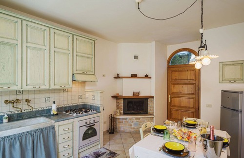 Stazzema House | Beautiful private villa for 4 guests with WIFI, TV, terrace and pets allowed