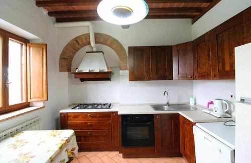 Torrita di Siena Villa | Beautiful private villa for 15 people with WIFI, private pool and TV, close to Montepulciano