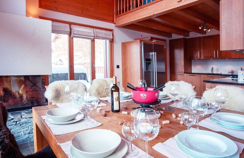 Barboleusaz House | Beautiful private villa for 8 people with WIFI, TV and terrace