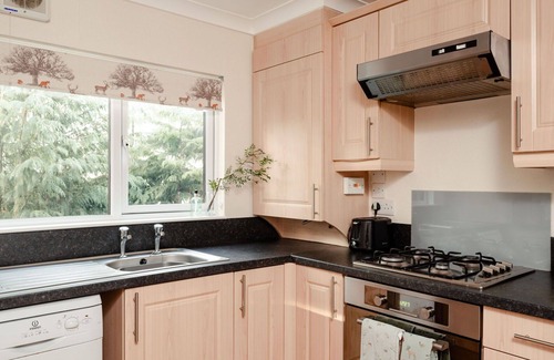 Cullachie House | Beautiful private villa for 4 guests with WIFI, TV, patio, pets allowed and panoramic view