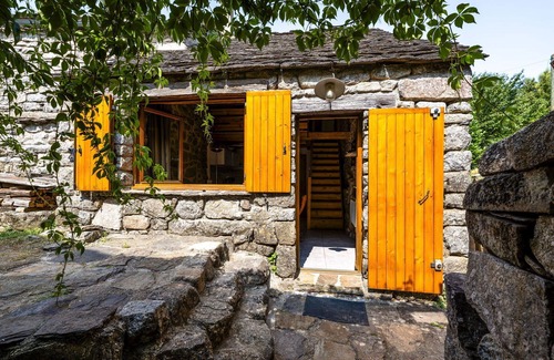 Sainte-Marguerite-Lafigere House | Beautiful private villa for 3 people with A/C, TV and terrace