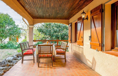 Salles-d'Aude House | Beautiful private villa for 10 guests with WIFI, TV, terrace and pets allowed