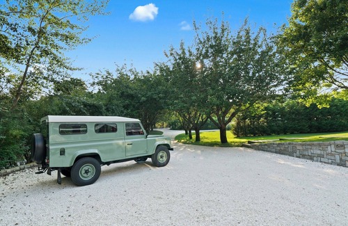 Shawkemo House | Beautiful private compound featuring a main house, guest house and a new pool