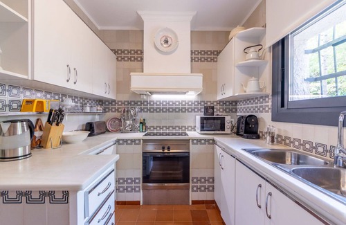 El Vendrell House | Beautiful private villa for 8 guests with private pool, A/C, WIFI, TV, terrace and pets allowed