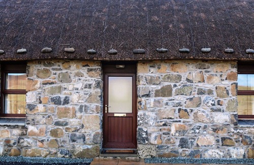 Uig House | Beautiful private villa for 6 guests with WIFI and TV