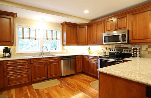 Campton House | Beautiful Private Home on Owl's Nest Golf Course with views! (RR28O)