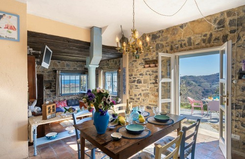 Pietrabruna House | Beautiful private villa for 5 people with private pool, WIFI, TV and patio