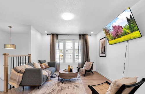 District des Promenades House | Beautiful Private Room5 with 1 Full Bed