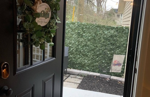 Historic Downtown Franklin House | Beautiful Private Spacious Suite Downtown Franklin