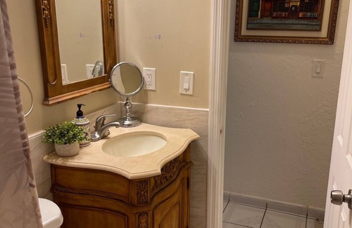 Miami Shores Apartment | Beautiful Private Studio in Miami