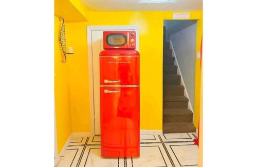 South Jamaica Apartment | Beautiful Private Studio w/ backyard for 2 guests.