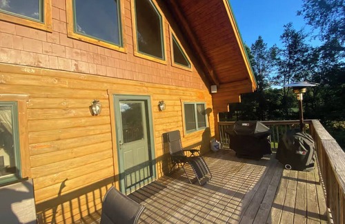 Mount Vision House | Beautiful Private Cozy Cabin, 3 bedrooms, 5 acres