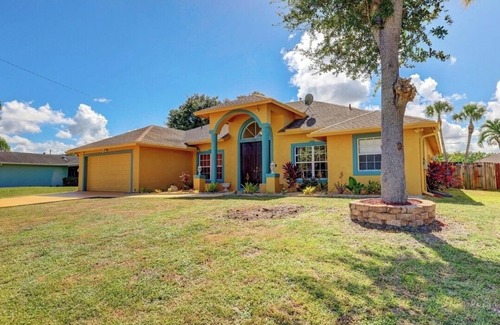 Port Saint Lucie House | Beautiful private house