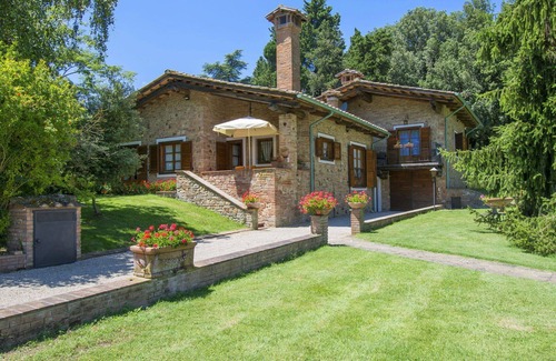 Gambassi Terme Villa | Beautiful private villa with WIFI, private pool, TV, balcony, pets allowed, close to San Gimignano