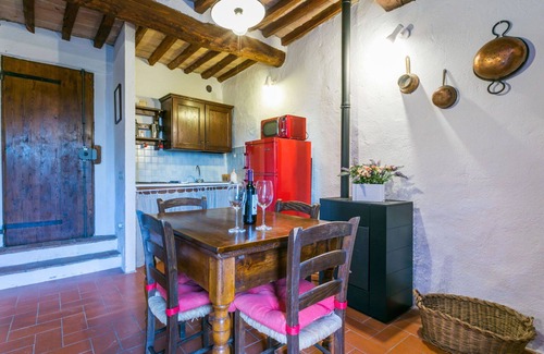 Castellina in Chianti House | Beautiful private villa for 4 people with WIFI, pool, TV, terrace and panoramic view