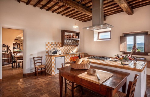 Castellina in Chianti Villa | Beautiful private villa with WIFI, private pool, TV, patio and panoramic view, close to Siena