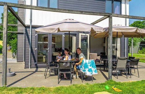 IJhorst House | Beautiful private villa for 6 guests with pool, A/C, WIFI, TV and terrace