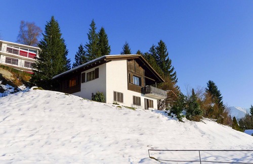 Gommiswald House | Beautiful private villa for 8 people with WIFI, TV, patio, pets allowed and panoramic view