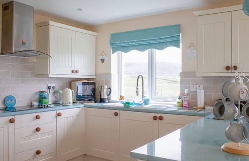 Bornesketaig House | Beautiful private villa for 6 guests with WIFI, TV and terrace