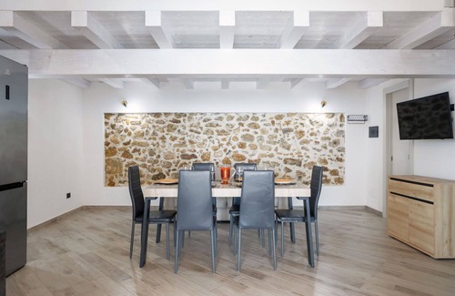 Realmonte Villa | Beautiful private villa for 6 people with A/C, WIFI, TV, terrace, pets allowed and panoramic view