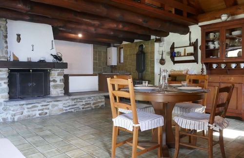 Acquarossa House | Beautiful private villa for 4 guests with WIFI, TV, terrace and pets allowed