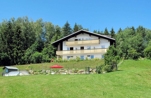 Kollnburg House | Beautiful private villa for 25 people with pool, WIFI, TV, terrace, pets allowed and panoramic v.