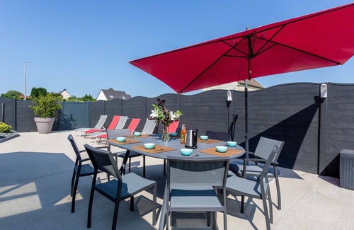 Creances House | Beautiful private villa for 8 people with WIFI, TV, terrace and pets allowed